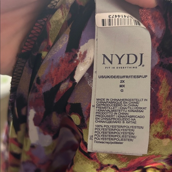 NYDJ Elegant Floral Women's Blouse - Picture 7 of 7